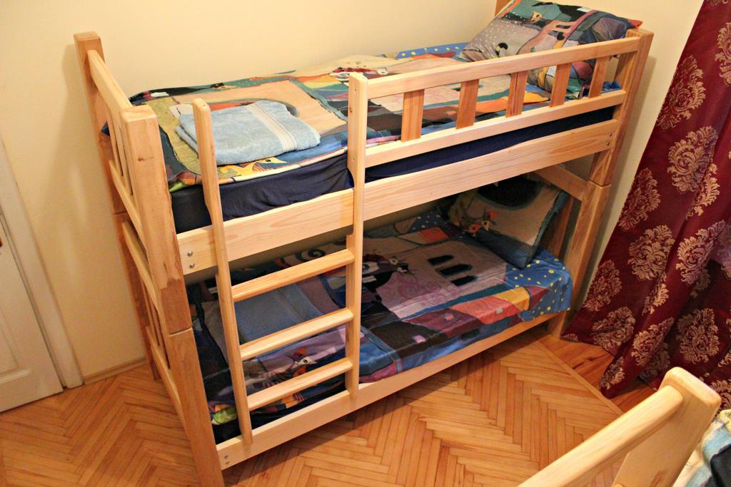 Hostel Bude Kʼutʼaisi Quarto foto